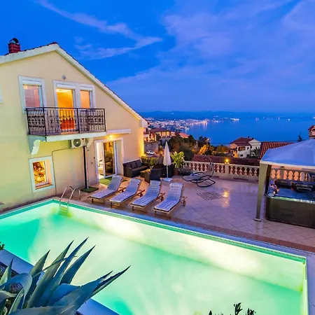 Lovely In Bregi With Wifi * Opatija