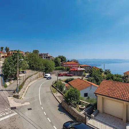 In Bregi With Sauna Holiday home *