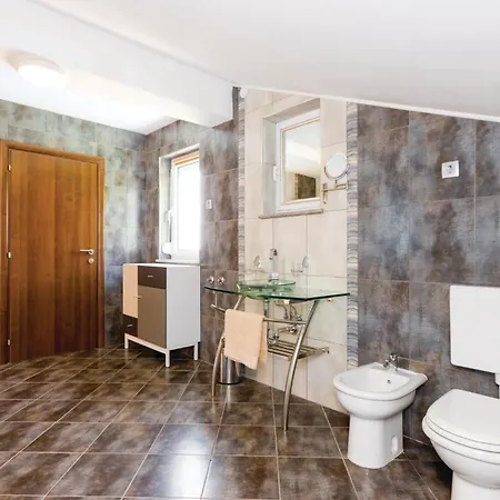 In Bregi With Sauna * Breza