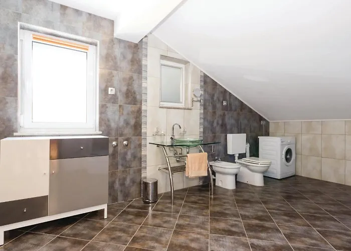 In Bregi With Sauna Casa vacanze *