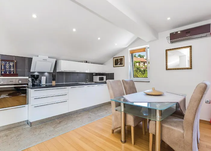 In Bregi With Sauna * Breza